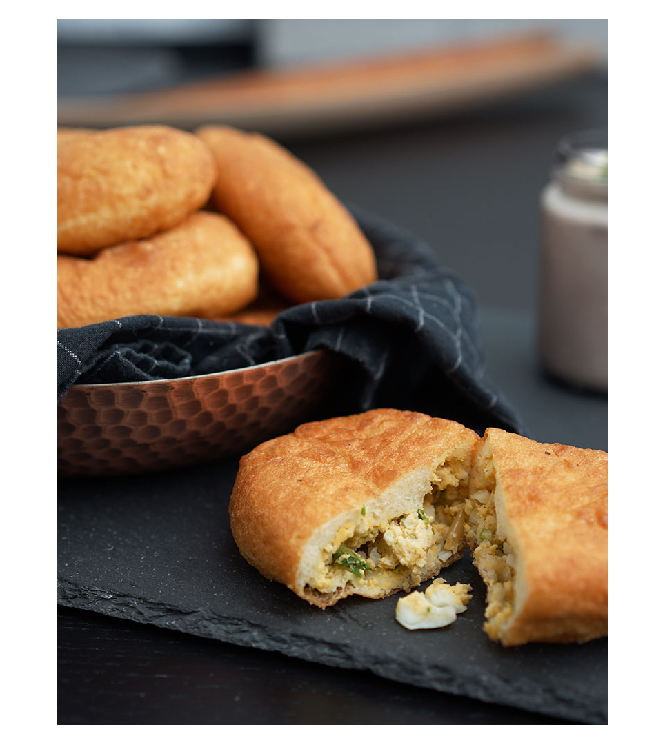 Piroshki con uovo e cipolline 400g